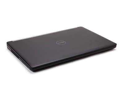 4106704.jpg لپ تاپ استوک Dell Latitude E5570 I7-6820HQ 8GB-DDR4 256GB-SSD AMD-R7-2GB - Image 4
